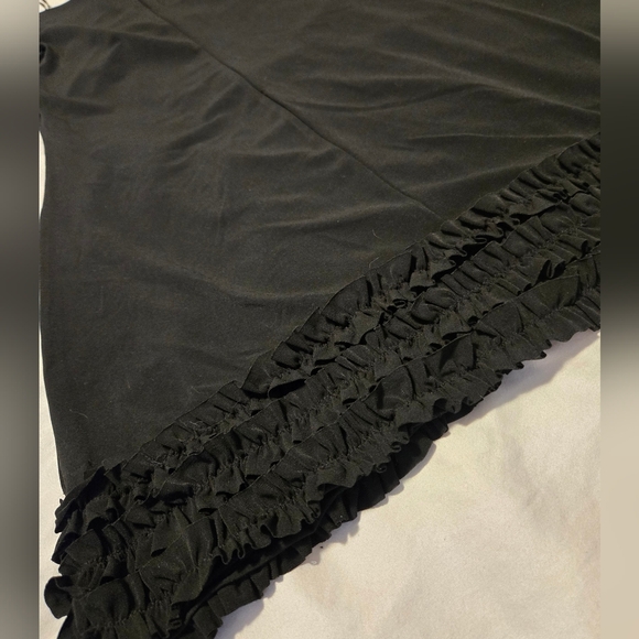 Sweet Storm Black Bodycon Ruffles Hem Dress. Size M. - Picture 4 of 9